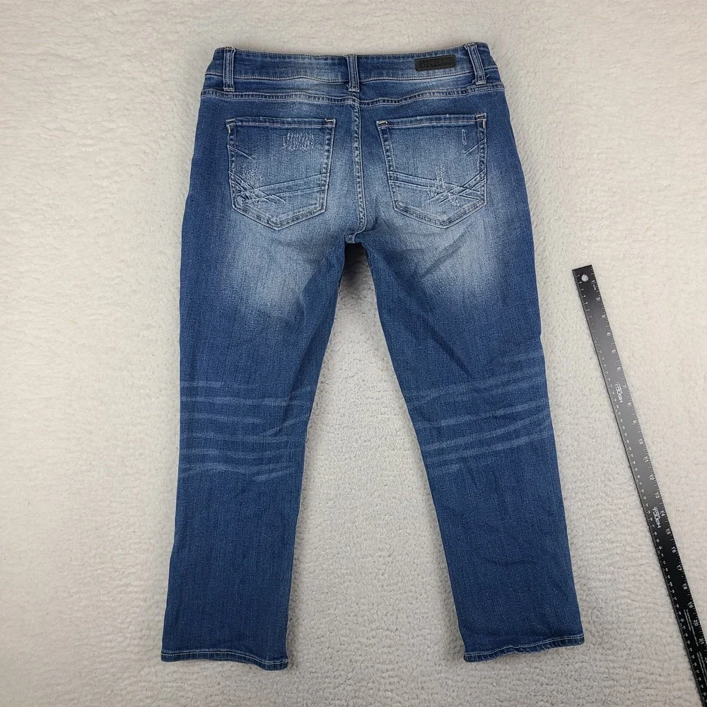 Buckle Jeans Womens 30 Blue Harper Capri Medium Wash BKE Denim *